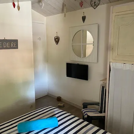 Cosy Avec Piscine Et En Bord De ヴィラ